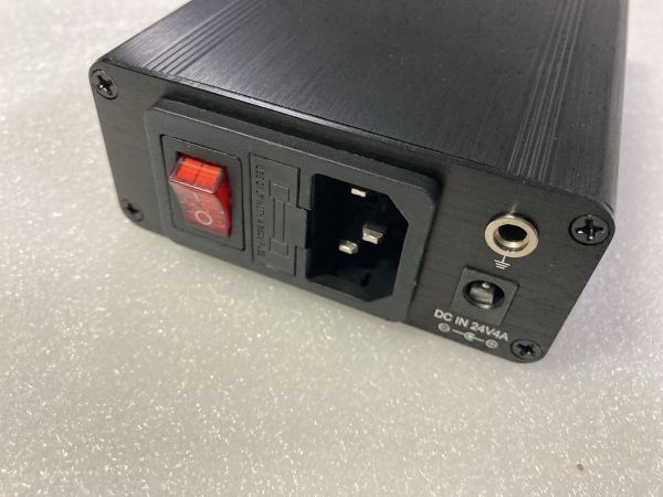 Паяльна станція QUICKO T12-952 на жалах Hakko T12 108Вт,  220В, OLED, автовідключення. в комплекті жало T12-KU - 1 шт