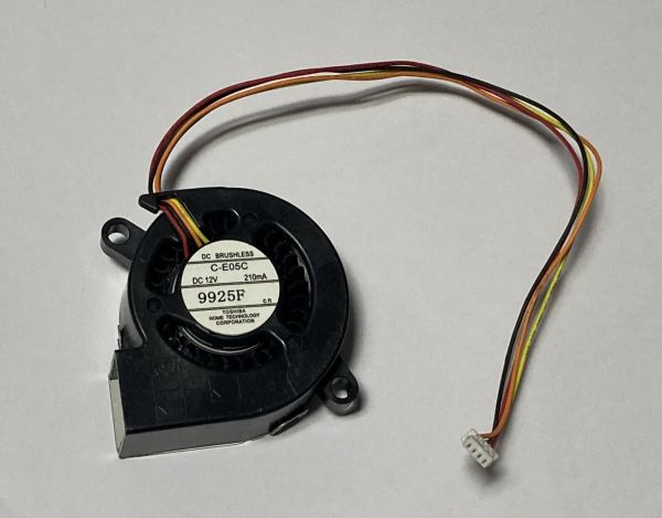 Вентилятор Toshiba C-E05C DC 12V 210mA, для Epson EB-S02. EB-X02