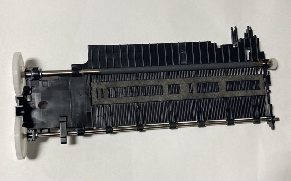 Вузол протяжки паперу Epson 1552782  PAPER GUIDE FRONT ASSY, для L800/L805