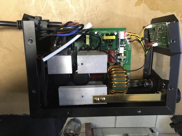 Зварювальний апарат MAR-POL M79363 інверторний 330A IGBT, MMA, TIG, з кабелями 4м